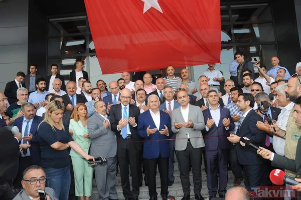 Binali Yıldırım havalimanı taksisinin direksiyonuna geçti - 9