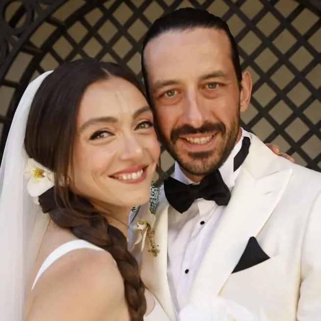 Başka Bir Gün'ün Tuna'sı Berkay Ateş'in büyük aşkı Filenin Sultanları’ndan çıktı! Ezgi Mola’nın partneri bakın kiminle sevgili... - 10