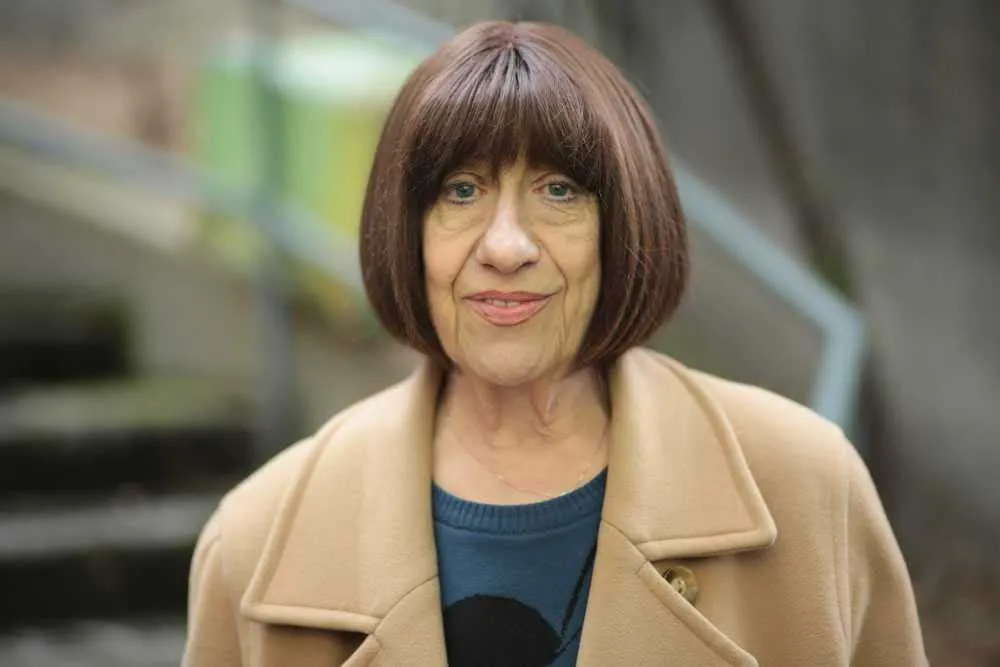 Boşansa da soyadını mezara kadar taşıdı! Ayşen Gruda’yı eski eşiyle aynı sahnede buluşturan 40 yıllık dilek... - 1