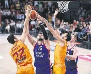 Efes, Aslan’dan zor sıyrıldı