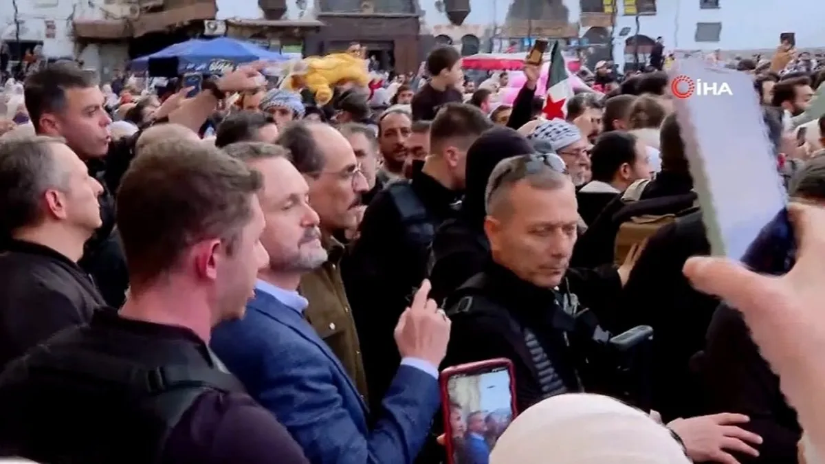 MİT Başkanı İbrahim Kalın Emevi Camii'nde!