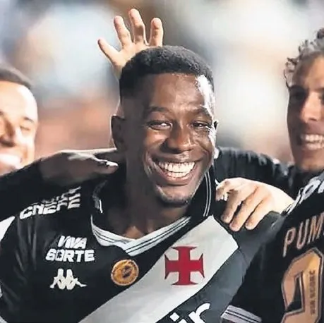 Cuesta kahraman oldu