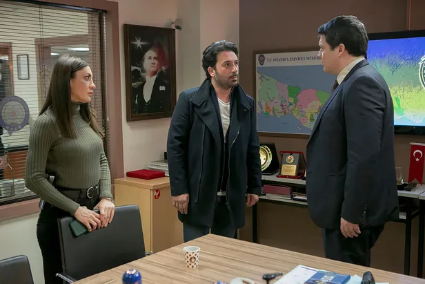 arka-sokaklar-riza-baba-oldu-mu-husnu-cobandan-sonra-sarsacak-gelisme-yoksa-zafer-ergin-1627634326145.jpg Arka Sokaklar Rıza Baba öldü mü? Hüsnü Çoban'dan sonra sarsacak gelişme! Yoksa Zafer Ergin...-5