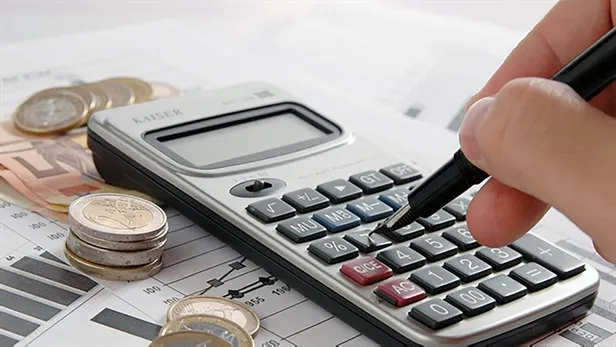 bankalardan-cilgin-faiz-duyurusu-geldi-iste-250-bin-liranin-1-aylik-getirisi-1697609874697.jpg 250 bin liranın 1 aylık getirisinde Perşembe depremi: Bankalardan çılgın faiz duyurusu geldi!-4