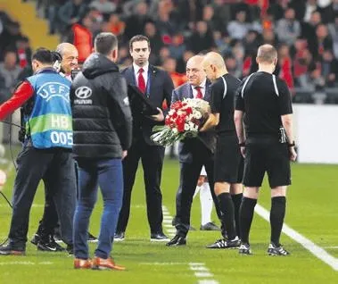 besiktasa-tangocu-sol-bek-enzo-diazin-maliyeti-belli-oldu-spor-haberleri-1668915710087.jpeg Beşiktaş’a tangocu sol bek! Enzo Diaz'ın maliyeti belli oldu | Spor haberleri-3