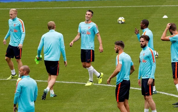 Van Persie hakkında şok iddia!-3