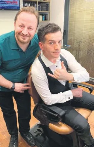 Murat Cemcir'den 'Baba' tıraş!