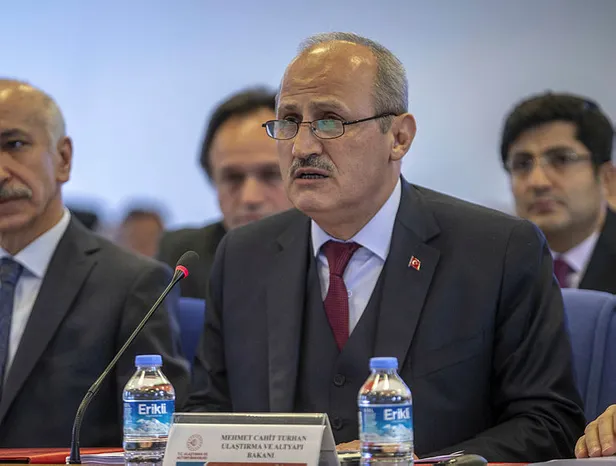 son-dakika-bakan-mujdeyi-verdi-ankara-istanbul-arasindaki-mesafe-daha-da-kisaliyor-1574938362245.jpg Son dakika: Bakan müjdeyi verdi! Ankara - İstanbul arasındaki mesafe daha da kısalıyor-3