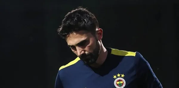 fenerbahcede-hasan-ali-kaldirim-depremi-1575205006900.jpg Fenerbahçe'de Hasan Ali Kaldırım depremi-1