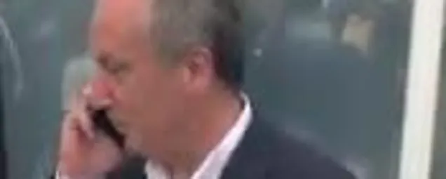 Muharrem İnce, İzmir mitinginde sahneden atılan vatandaşı arayıp özür şovu yaptı