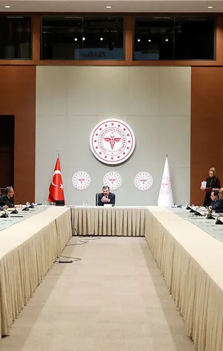 Türkiye'nin gözü bu toplantıda! Bilim Kurulu bir araya geldi