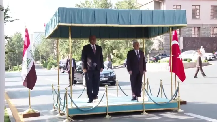 Bakan Yaşar Güler, Iraklı mevkidaşı Abbas ile görüştü