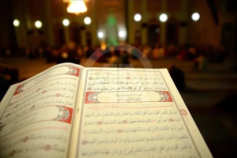 kadir-gecesinde-adetli-lohusa-kadinlar-nasil-ibadet-etmeli-kadir-gecesinde-hayizli-kadin-dua-sure-okuyabilir-m-1712257081141.jpeg Kadir Gecesi'nde adetli-lohusa kadınlar nasıl ibadet etmeli? Adetliyken okunabilecek dualar...-3