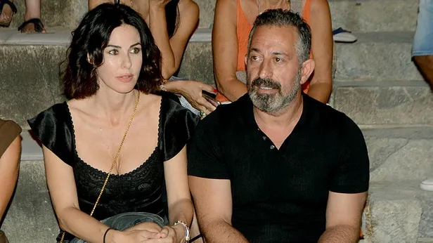 Cem Yılmaz ile Defne Samyeli'nin evlenecekleri iddia edildi-2