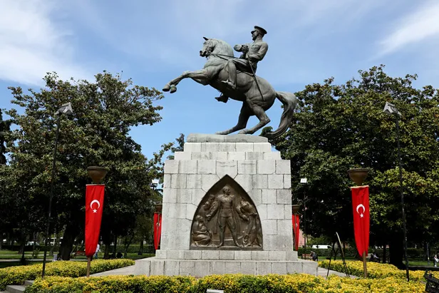 Kurtuluş meşalesi 104 yıl önce Samsun'da yakıldı-6