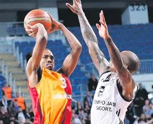 Avrupalı Aslan Kartal’ı yıktı