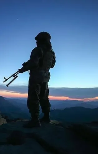 PKK'dan kaçan teröristlere İngiltere ve ABD sorgusu! İkna edip korkutmaya çalışıyorlar