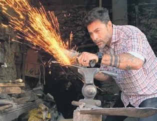 İşleyen demir ışıldar