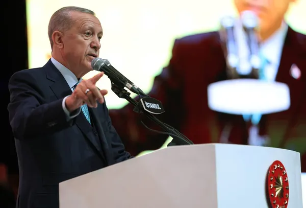 Küresel çetenin medya tetikçileri 'beyaz bayrak' çekti! Başkan Recep Tayyip Erdoğan'ın dış politikasını yere göğe sığdıramadılar-10