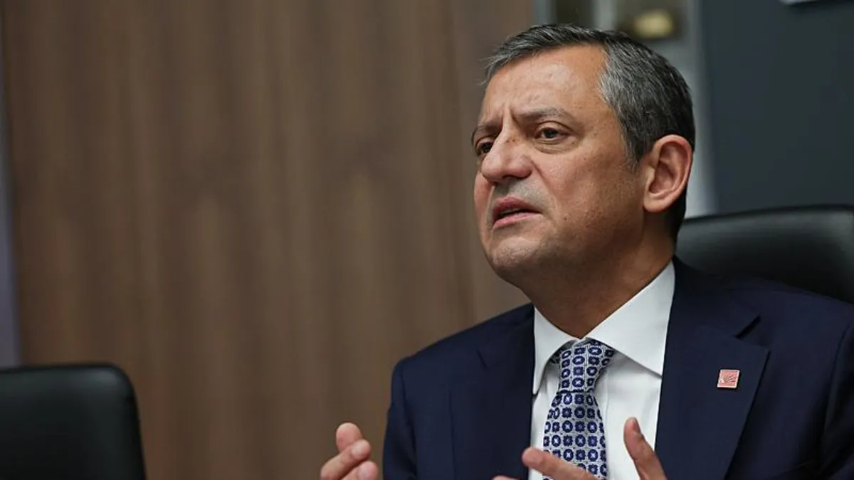 CHP Genel Başkanı Özel'den PKK açıklaması: "Kendini feshetmesi çağrısı önemlidir"