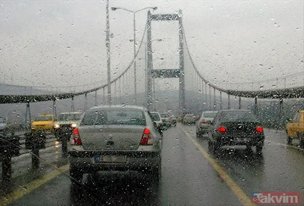 İstanbul'da beklenen yağış başladı trafik yoğunluğu yüzde 90'lara ulaştı - 3