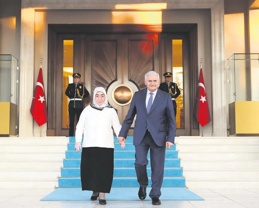 Son Başbakan veda etti