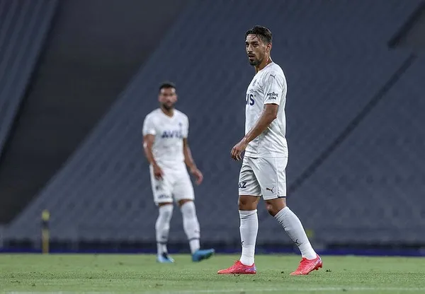 Fenerbahçe'de İrfan Can Kahveci büyük hayal kırıklığı yarattı! 15 maçta oynadı, hiç gol atamadı-6
