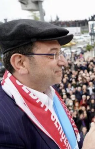 İBB'nin bütçesi İmamoğlu'nun şahsi geleceği için harcanıyor!