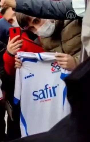 Başkan Erdoğan önce amatör futbolcuların sorunlarını dinledi sonra talimat verdi!