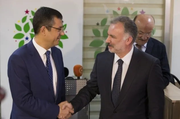 Yerel seçimler öncesi CHP ile HDP flörtü
