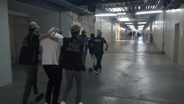 İstanbul'da terör operasyonu: Emniyet adım adım izledi 2 teröristi evlerinde paketledi!-3