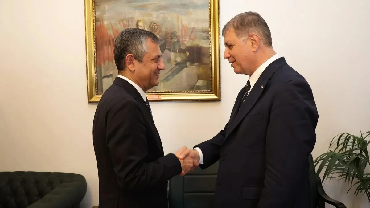 chpyi-bolemeden-bolunduler-imamoglu-bastiriyor-ozel-kayyuma-bel-bagliyor-masadaki-plani-takvim-acikliyor-1782211387631.jpeg CHP'yi bölemeden bölündüler! İmamoğlu bastırıyor Özel "kayyuma" bel bağlıyor | Masadaki planı TAKVİM açıklıyor-3
