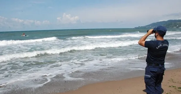 Bartın Büyükkızılkum plajında oynayan 8 yaşındaki Doğukan kayboldu! Denizde ve sahilde aranıyor