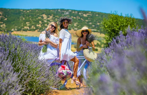 turkiyenin-lavanta-bahcesi-isparta-kuyucak-koyunde-koronavirus-gorulmedi-1612852850606.jpg Türkiye'nin lavanta bahçesi! Isparta Kuyucak köyünde koronavirüs görülmedi-2