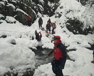 Kış, Balkanlar üzerinden yurda giriş yaptı! Uludağda kayıp iki dağcıyı arama çalışmaları daha da zorlaştı