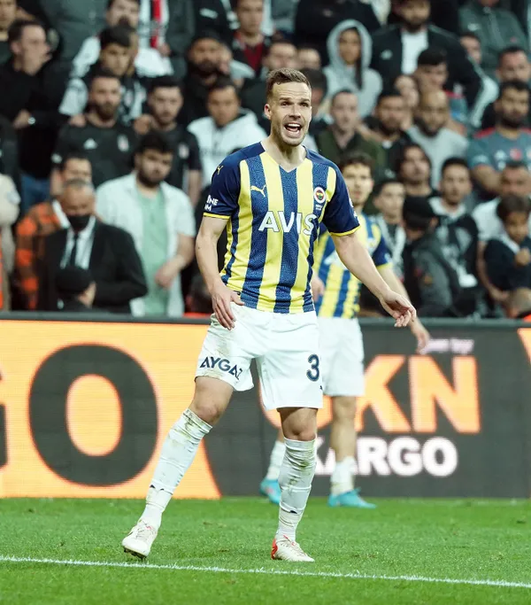 fenerbahceli-filip-novak-icin-sivasspor-beklemede-1652608325252.jpg Fenerbahçeli Filip Novak için Sivasspor beklemede-5