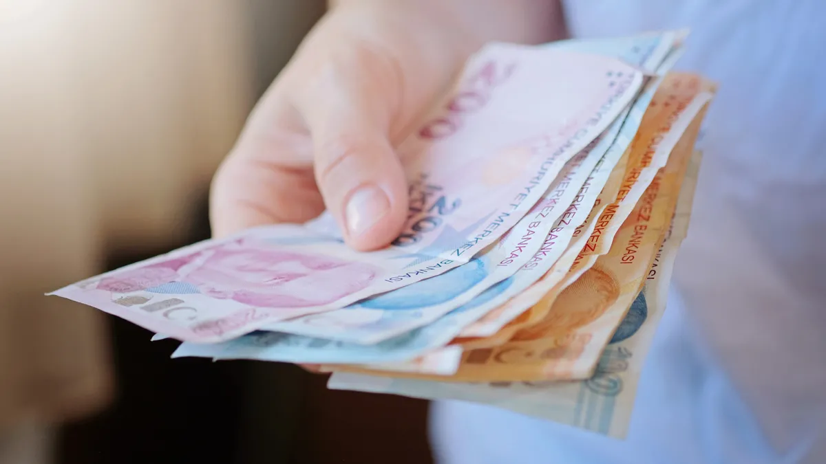 60 Ay Vade Ile 50 100 150 200 B N TL Kredi Borcu Olan Ayl k Ka TL 60-ay-vade-ile-50-100-150-200-b-n-tl-kredi-borcu-olan-ayl-k-ka-tl