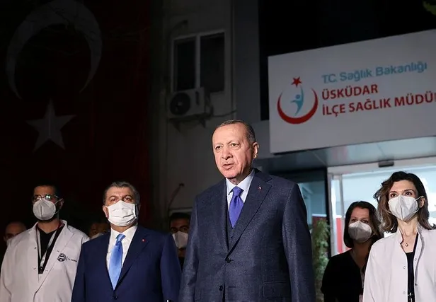 son-dakika-baskan-erdogan-saglik-calisanlariyla-iftar-yapti-1619294100260.jpeg Son dakika: Başkan Erdoğan sağlık çalışanlarıyla iftar yaptı-5