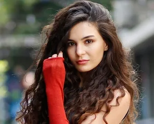 Hercai dizisinin Reyyanı Ebru Şahin kimdir? Kaç yaşında ve nereli?