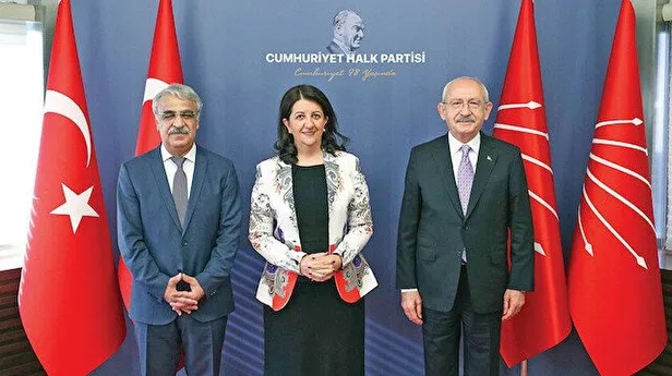 HDP'li Musa Piroğlu CHP ve HDP arasındaki kirli ittifakı böyle afişe etti! Dün yapılmayan işler yapılıyor, o yüzden rahatız-3
