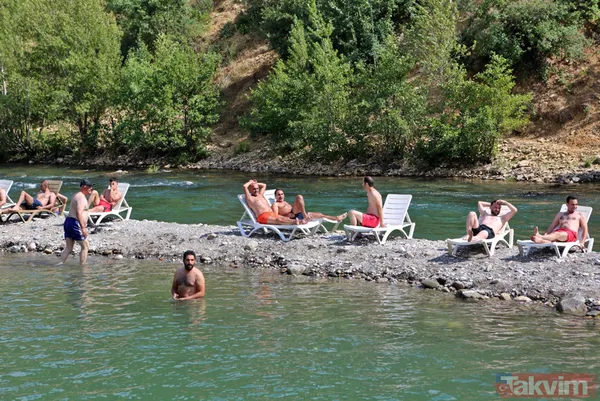 Hava sıcaklığı 40 dereceye ulaştı! Tunceli'de Munzur Nehri kıyısı Bodrum'u aratmadı - 2