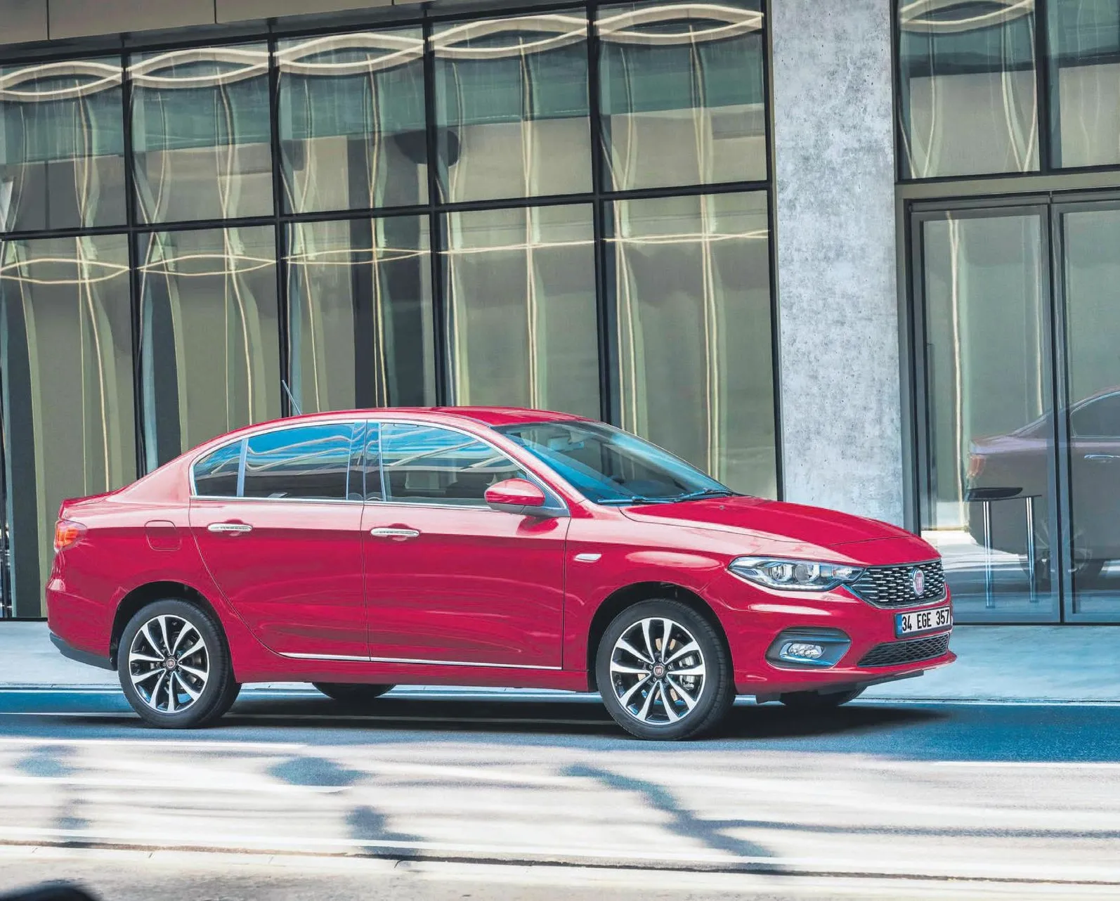 Egea, Tofaş’ı uçuruyor