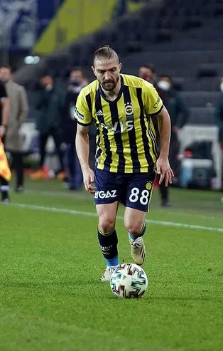 Fenerbahçe'de Caner Erkin görüşme odasına! Ali Koç ve Emre Belözoğlu devrede...