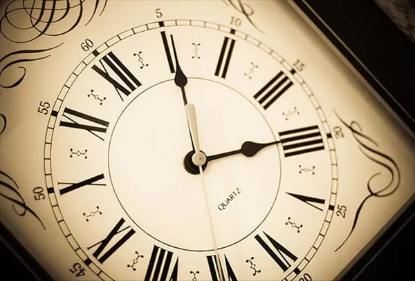 saatler-geri-mi-alindi-26-ekim-saat-kac-turkiyede-saatler-degisti-mi-1603693142121.jpg