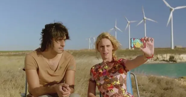 Bir Küçük Eylül Meselesi filminin oyuncuları kimler?