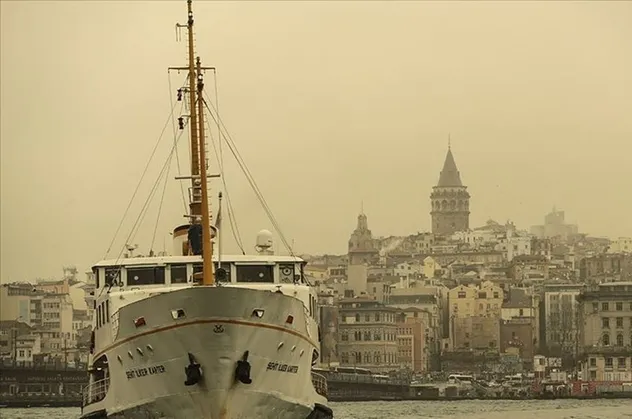 HAVA DURUMU | Uzman isimden dikkat çeken uyarı! Yarın Türkiye'ye geliyor, hafta sonu etkili olacak