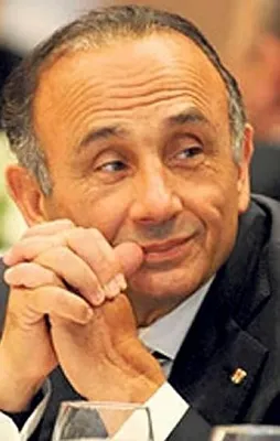 İhsan Kalkavan'a yakalama kararı
