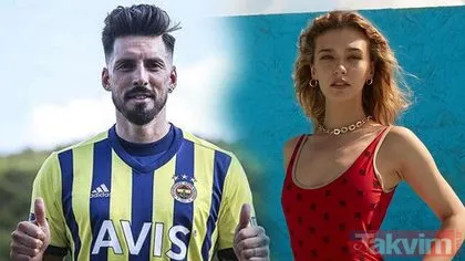 Fenerbahçeli Jose Sosa ile Melisa Döngel yasak aşk yaşıyor iddiası olay! Saatlerce sarmaş dolaş...