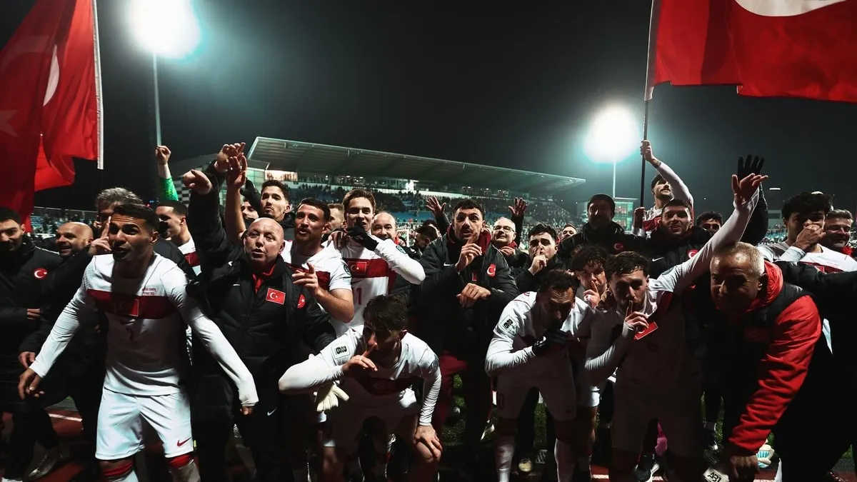 24 yıl sonra Dünya Kupası: Esra Erol ve Sezen Aksu'nun milli maç coşkusu