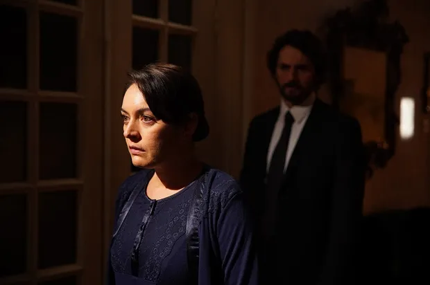 Masumlar Apartmanı'nda ölümüne meydan okuyor ama bu kez sert kayaya çarpıyor! 14.yeni bölümde Safiye, Gülben, Han allak bullak-3